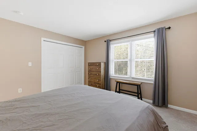 $365,000 | 10 Chester Lane, Unit 4, Enfield, NH 03748