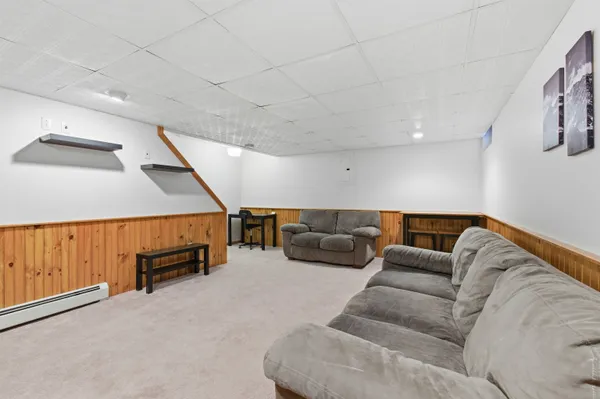 $340,000 | 10 Chester Lane, Unit 4, Enfield, NH 03748