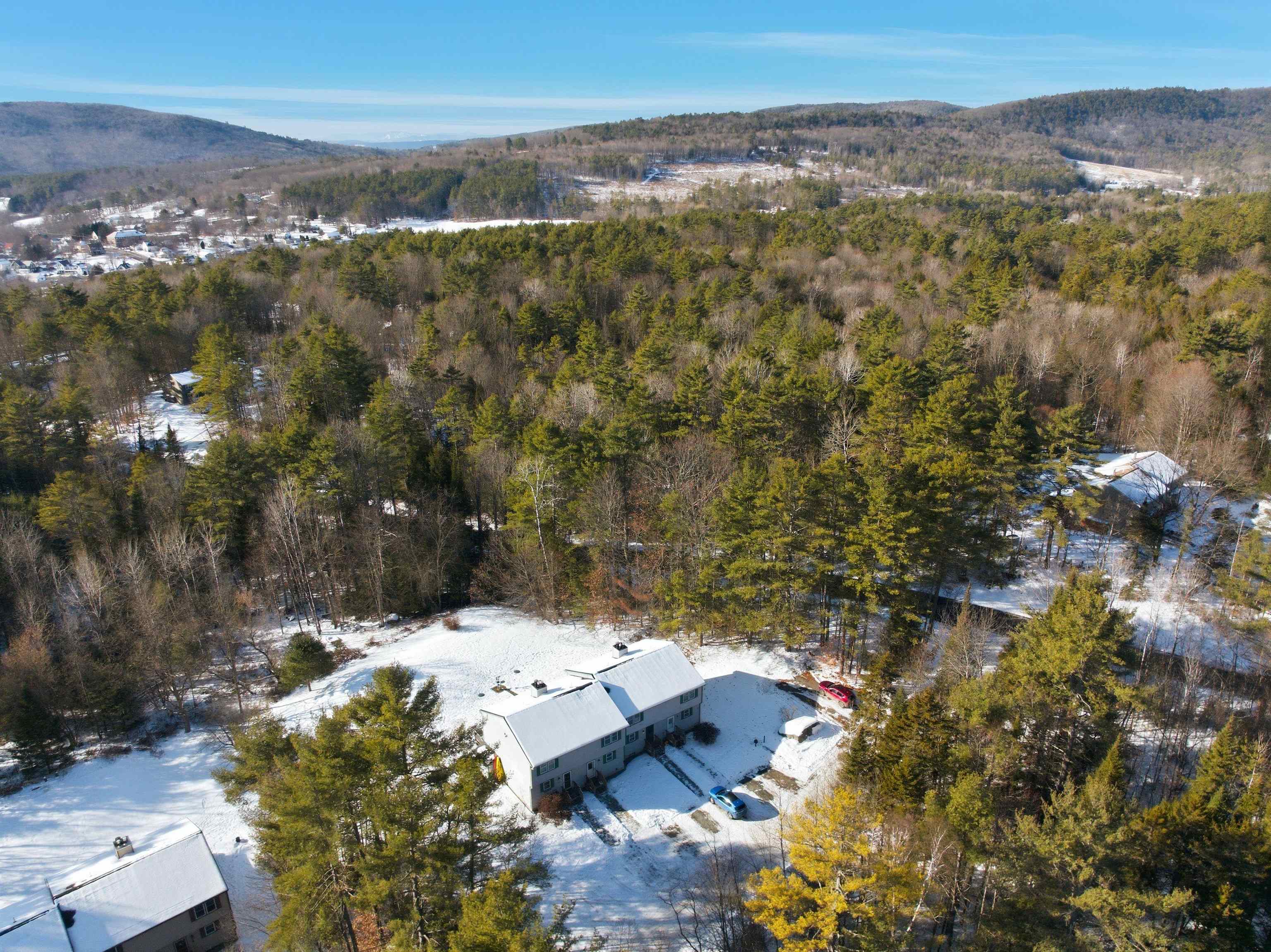 10 Chester Lane, Unit 4 Enfield, NH 03748 - Photo 36 of 46