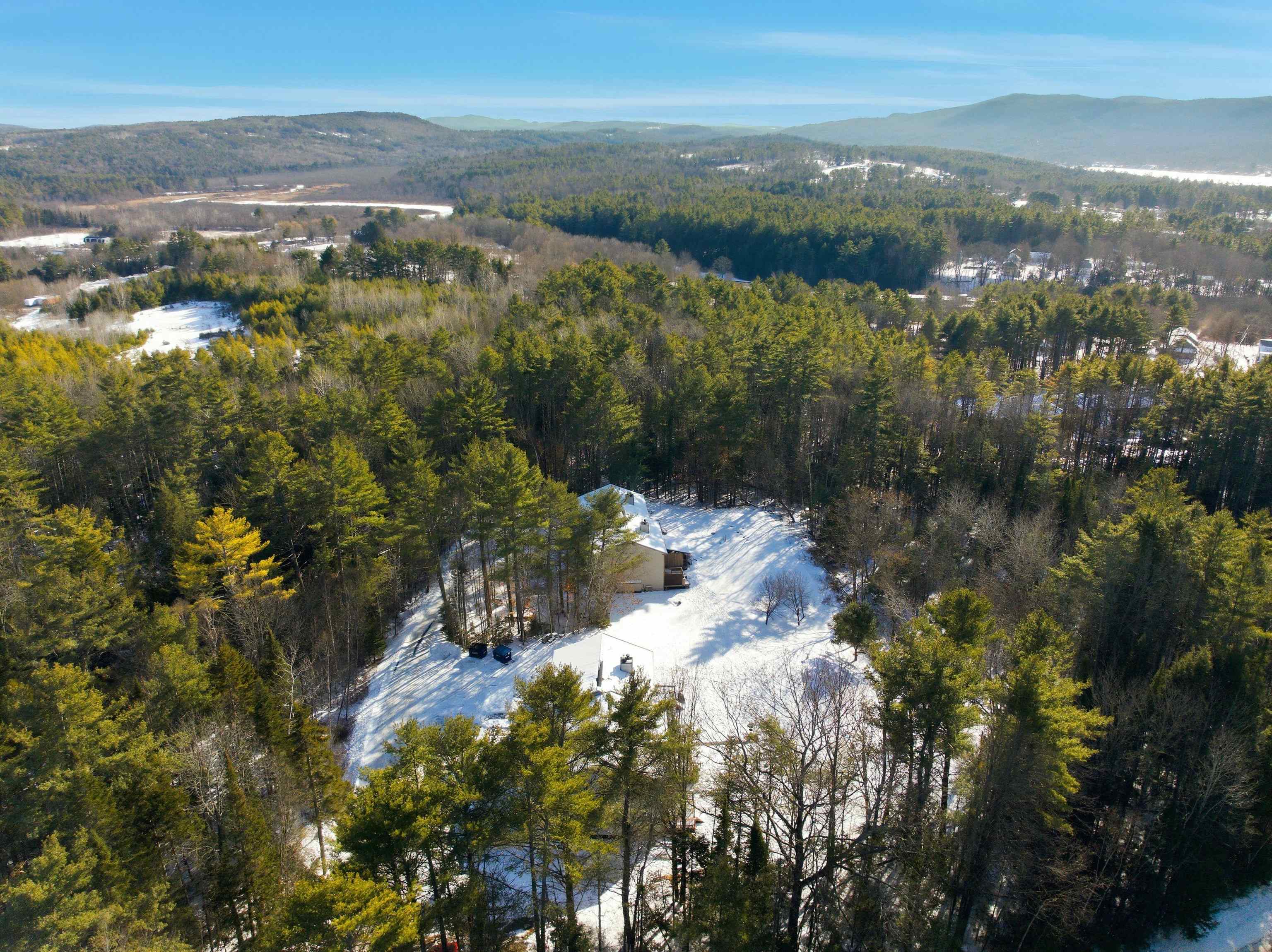 10 Chester Lane, Unit 4 Enfield, NH 03748 - Photo 38 of 46