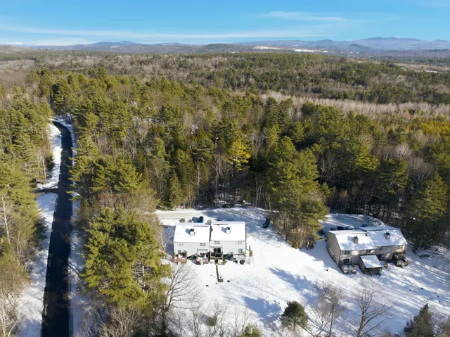 $365,000 | 10 Chester Lane, Unit 4, Enfield, NH 03748