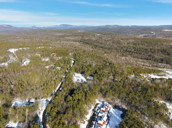 $340,000 | 10 Chester Lane, Unit 4, Enfield, NH 03748