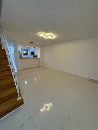 $1,800 | 13870 Stone Mill Way, Tampa, FL 33613