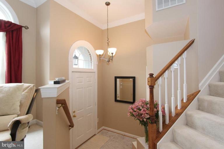 5926 Halpine Road Rockville, MD 20851 - Photo 2 of 15 Entrance / Foyer