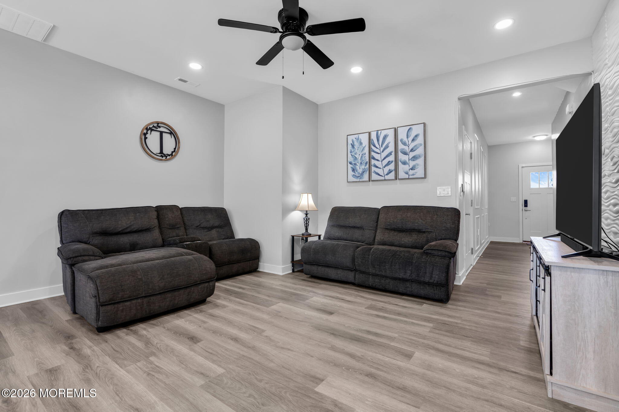 42 Athens Way Cliffwood, NJ 07721 - Photo 6 of 39 12-web-or-mls-DSC06367