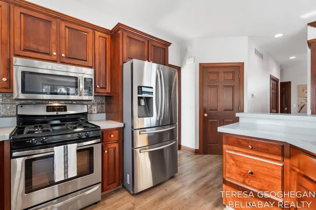 $376,000 | 2662 Cedargrove Court, Unit 26, Jenison, MI 49428