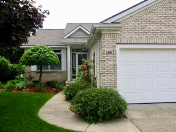 $376,000 | 2662 Cedargrove Court, Unit 26, Jenison, MI 49428