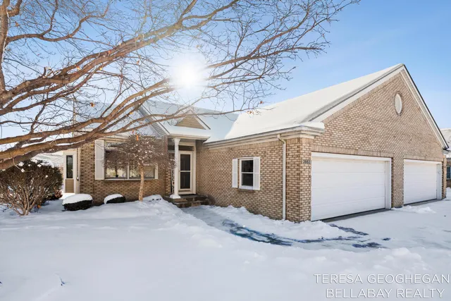$376,000 | 2662 Cedargrove Court, Unit 26, Jenison, MI 49428