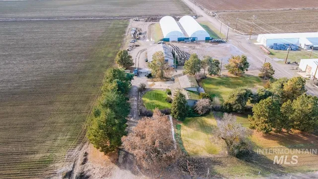 $1,800,000 | 5387 Highway 201, Ontario, OR 97914