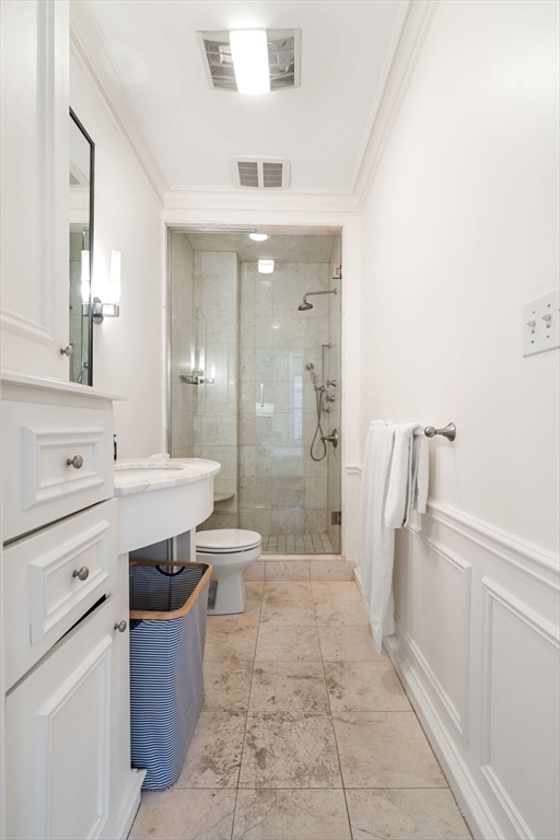 6 Walnut Street, Unit 3 Boston, MA 02108 - Photo 12 of 18