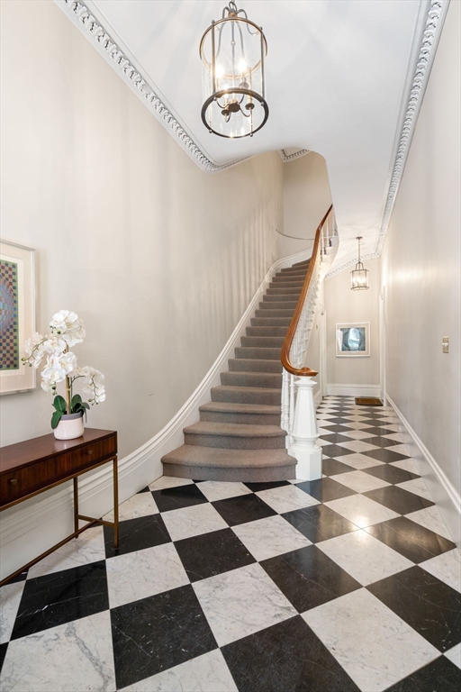 6 Walnut Street, Unit 3 Boston, MA 02108 - Photo 14 of 18