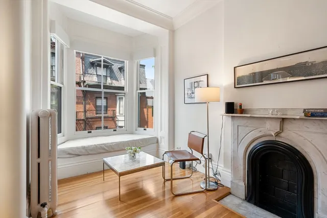 $1,934,000 | 6 Walnut Street, Unit 3, Boston, MA 02108