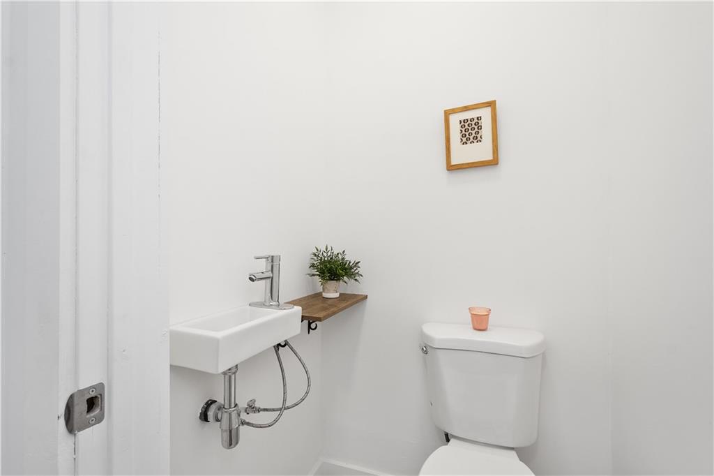 1217 Ribb Way Pittsburgh, PA 15212 - Photo 13 of 28 Gallery Image 13