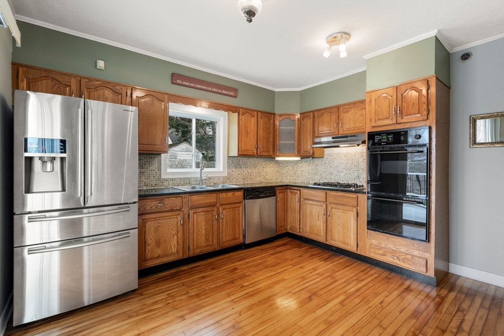 11 Balder Road Worcester, MA 01605 - Photo 9 of 34