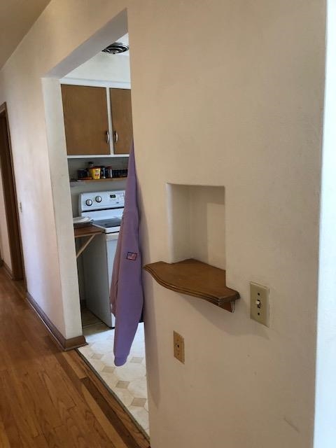 921 Haywood Drive, Unit 1 Madison, WI 53715 - Photo 2 of 10