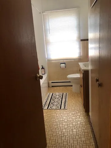 $1,595 | 921 Haywood Drive, Unit 1, Madison, WI 53715