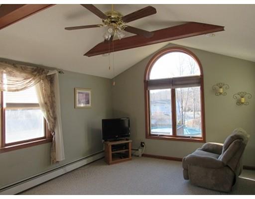 38 Independence Road Agawam, MA 01030 - Photo 8 of 24 Gallery Image 8