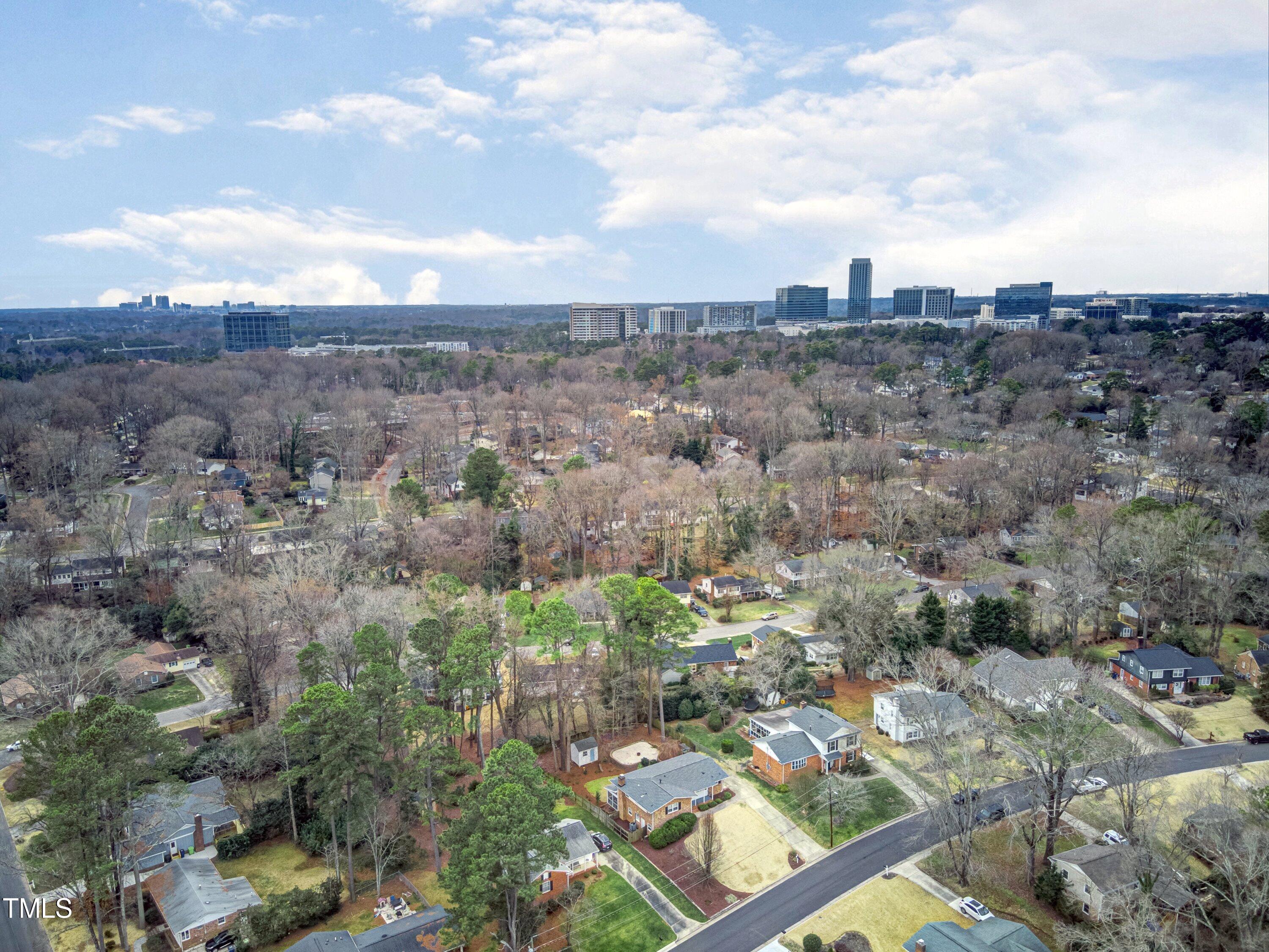 528 Harvard Street Raleigh, NC 27609 - Photo 39 of 44