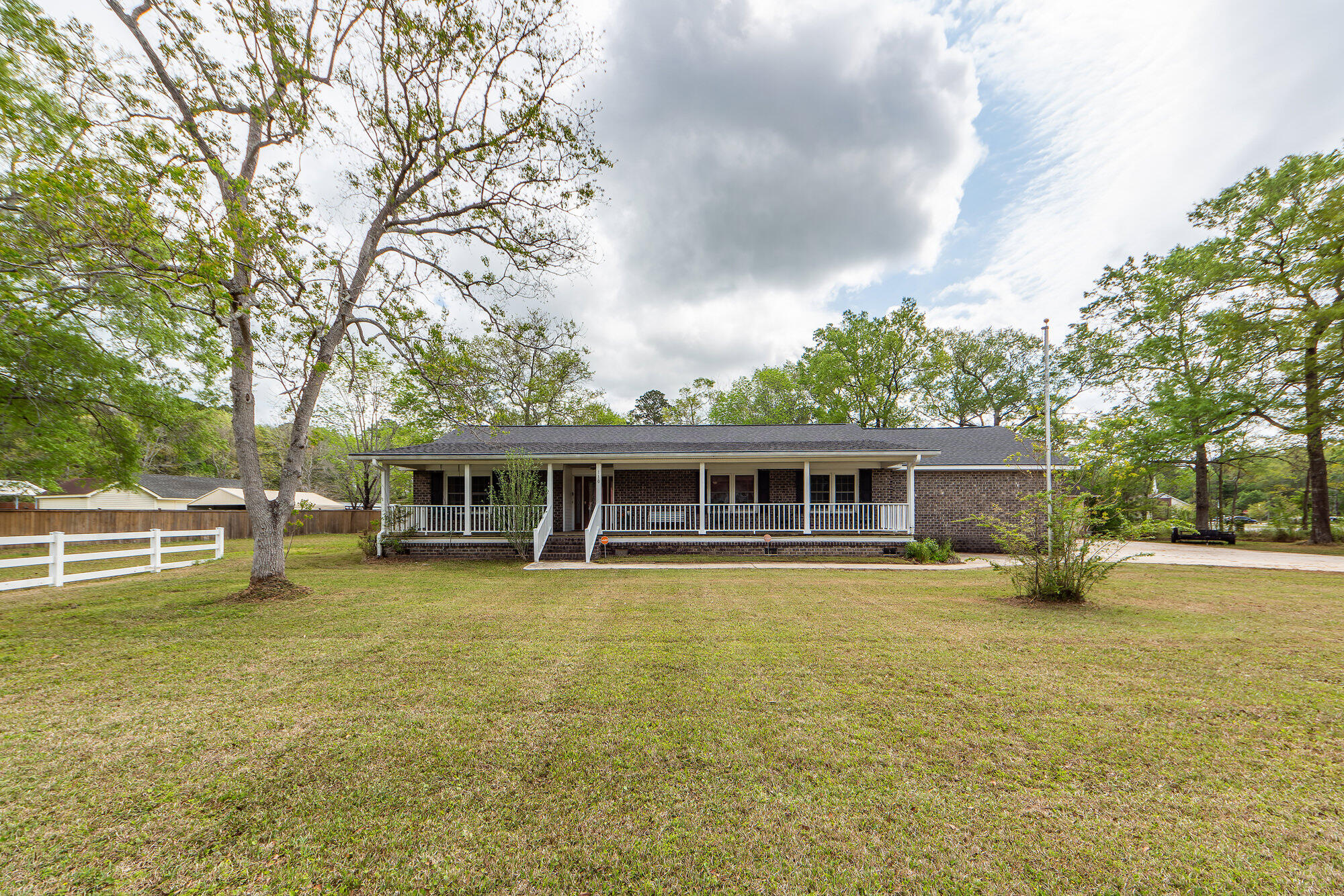 110 Wallace Road Goose Creek, SC 29445 - Photo 6 of 46 49