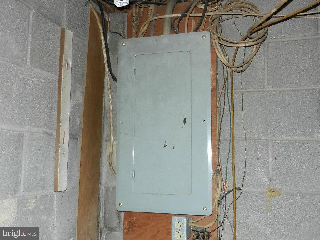 14205 Street Road Northeast Flintstone, MD 21530 - Photo 23 of 29 Basement