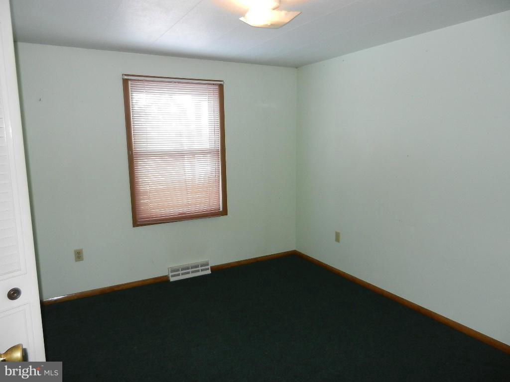 14205 Street Road Northeast Flintstone, MD 21530 - Photo 10 of 29 Bedroom