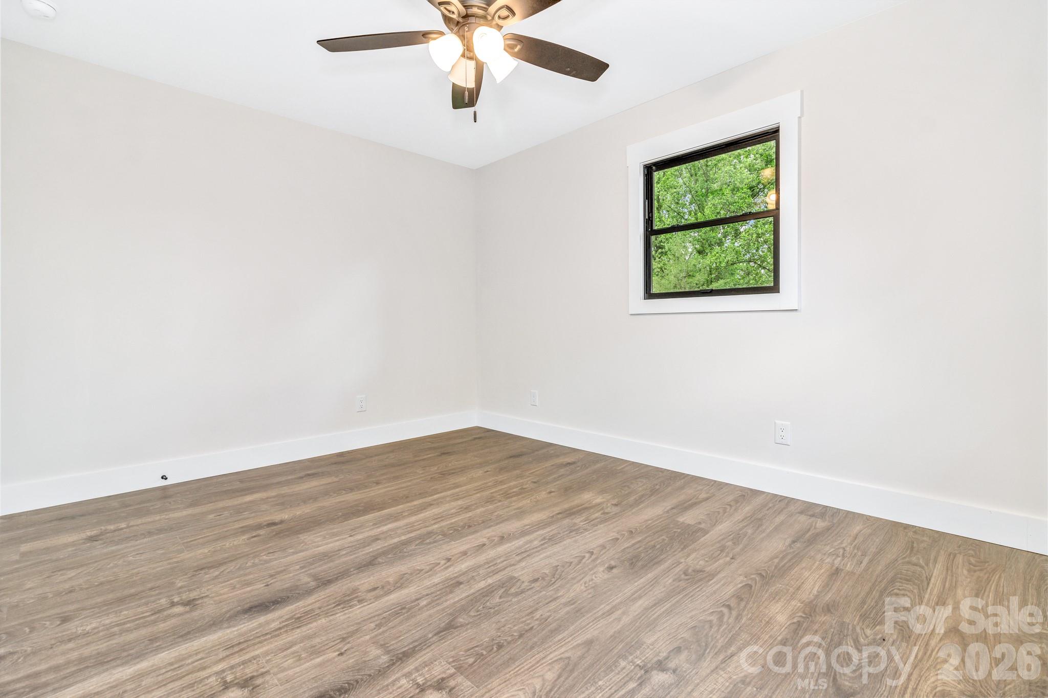 4 Barnes Road Asheville, NC 28803 - Photo 34 of 45