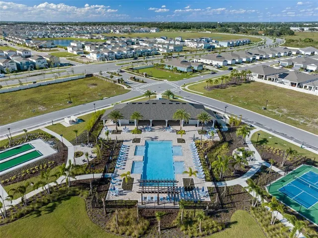 $597,000 | 2604 Blowing Breeze Avenue, Kissimmee, FL 34744