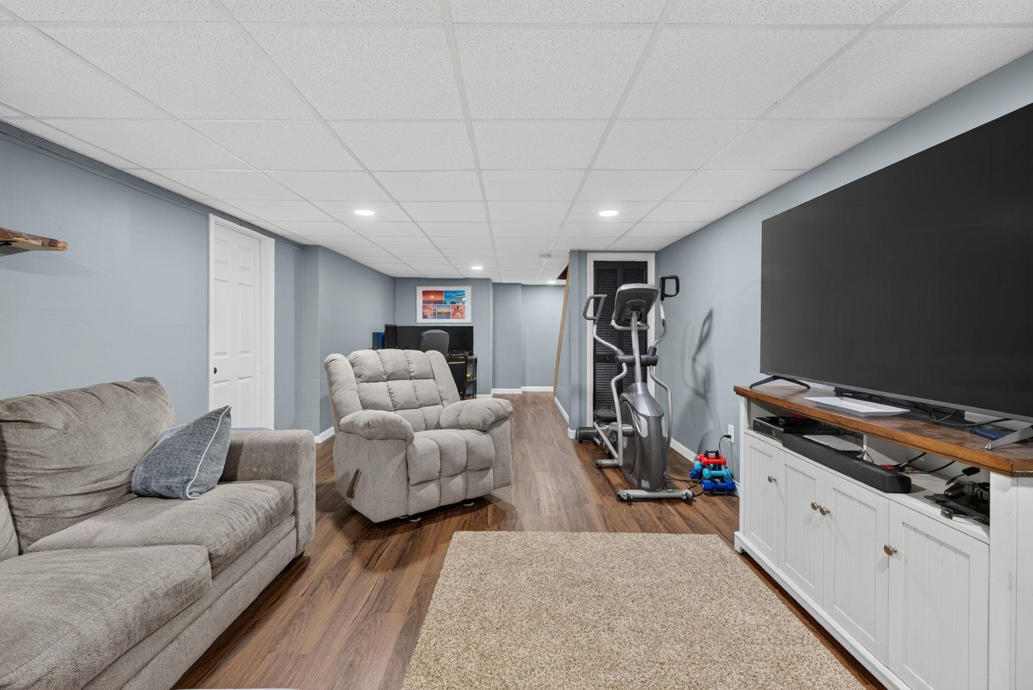 94 Indian Rock Road Merrimack, NH 03054 - Photo 33 of 42 Gallery Image 33