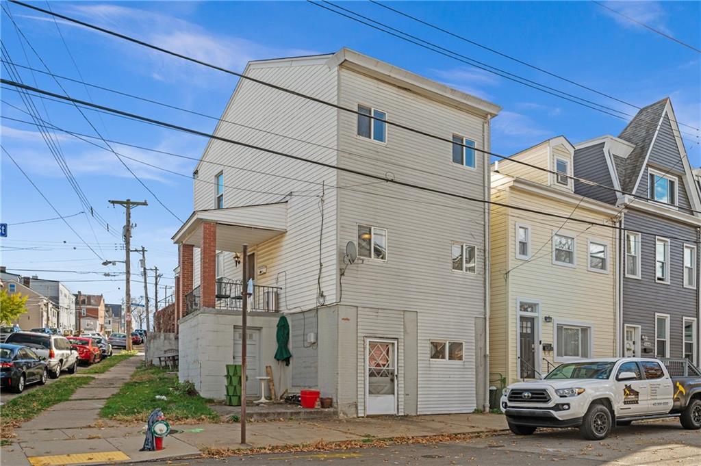 5172 Keystone Street Pittsburgh, PA 15201 - Photo 1 of 20 Front faces Keystone Street