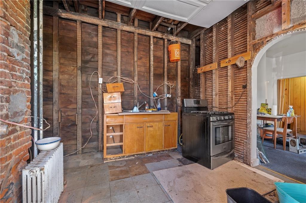 5172 Keystone Street Pittsburgh, PA 15201 - Photo 5 of 20 Gallery Image 5