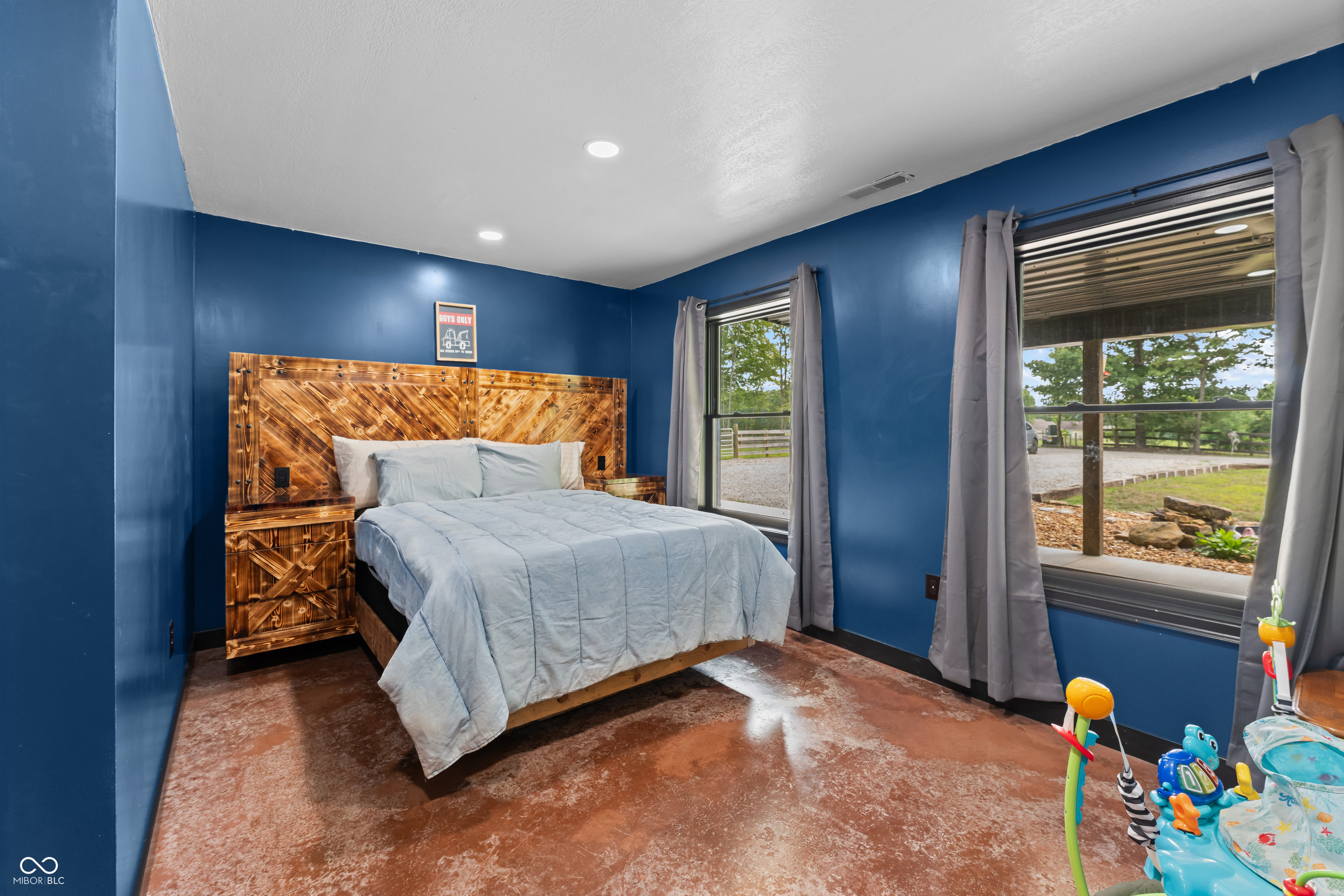 8513 East Green Acres Road Columbus, IN 47201 - Photo 31 of 51 Gallery Image 31