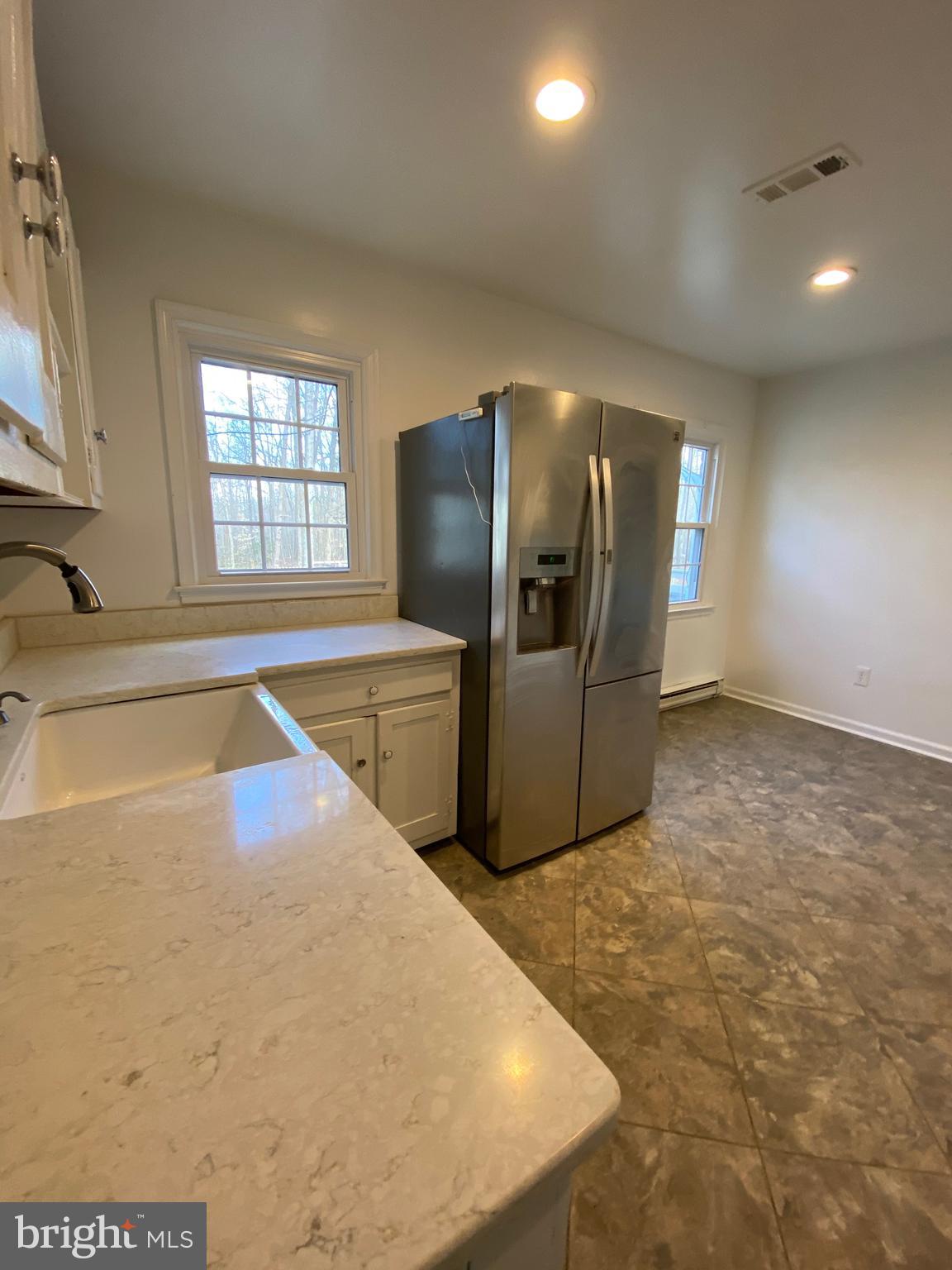 7735 Leeds Manor Road Marshall, VA 20115 - Photo 10 of 30 Gallery Image 10