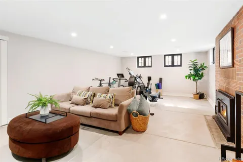 $3,995,000 | 370 Ivy Street, Denver, CO 80220