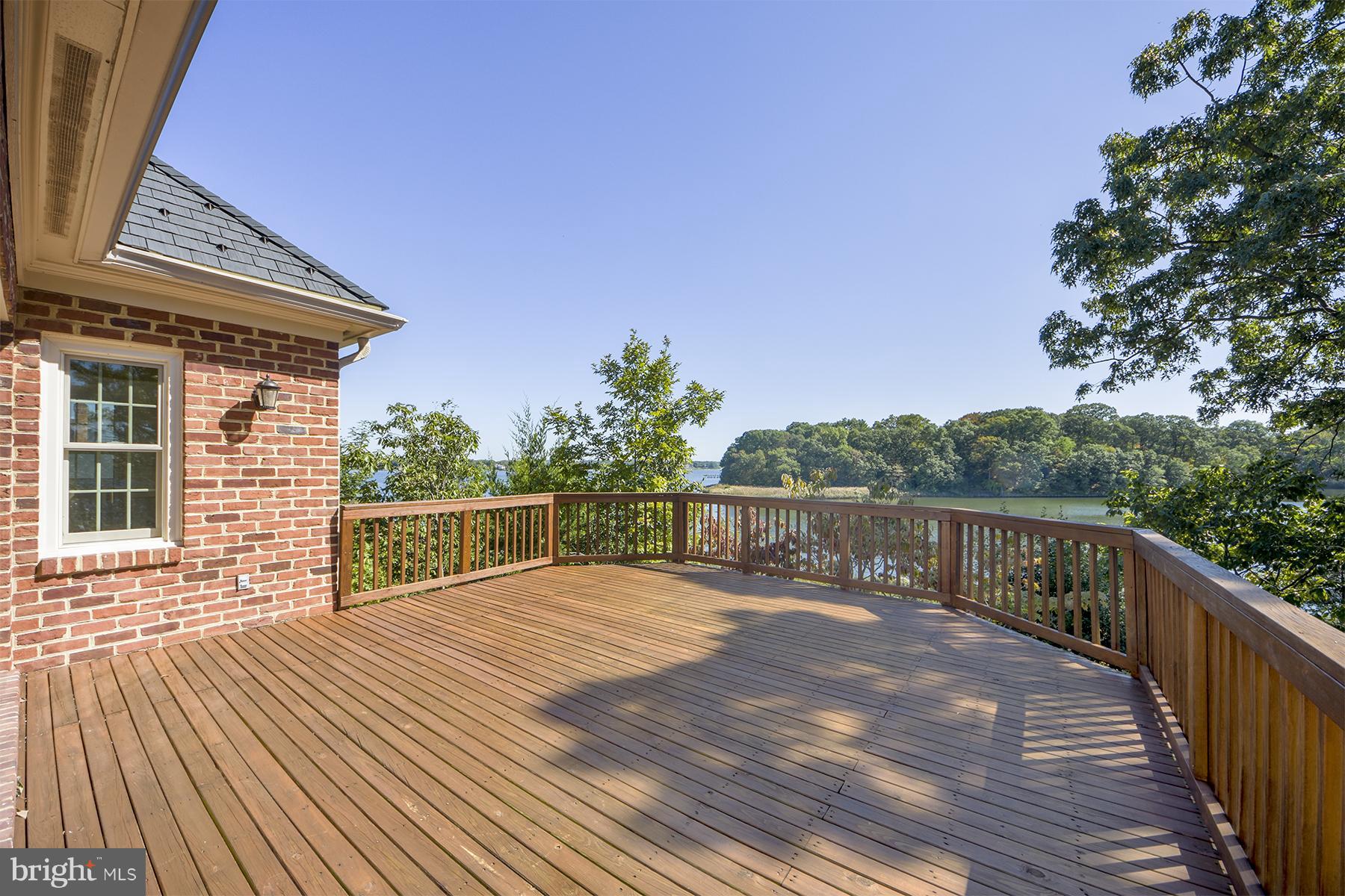 960 South River Landing Road, Unit 960 Edgewater, MD 21037 - Photo 15 of 29 Lot of room for outdoor living space