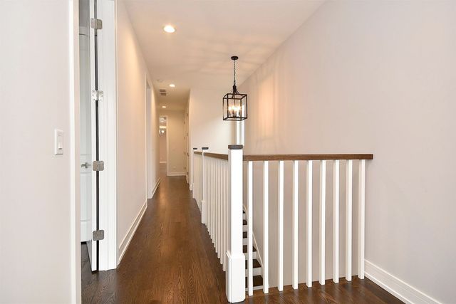 $699,000 | 3824 South Wallace Street, Chicago, IL 60609