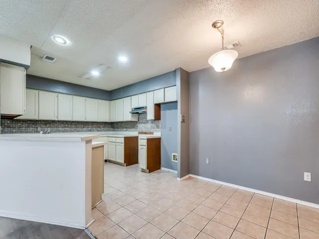 $275,000 | 1228 English Street, Irving, TX 75061