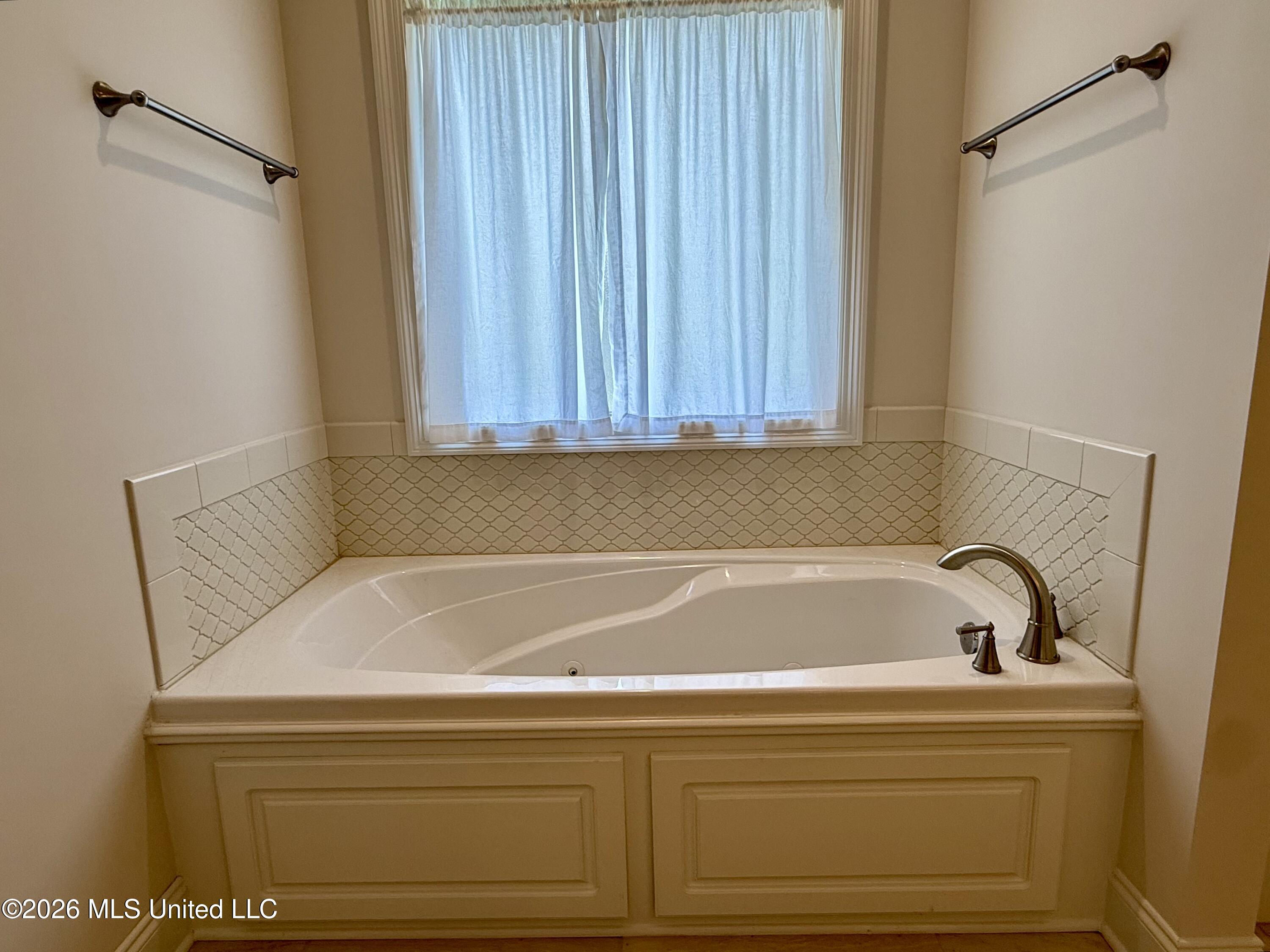 242 Falls Crossing Madison, MS 39110 - Photo 16 of 29 IMG_E9544