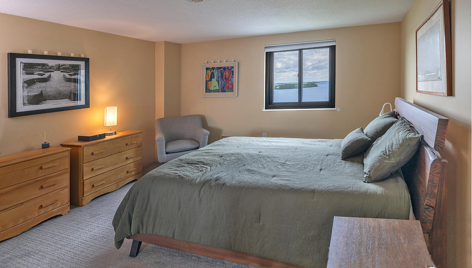 340 Eastern Promenade, Unit 252 Portland, ME 04101 - Photo 11 of 21 Primary Bedroom