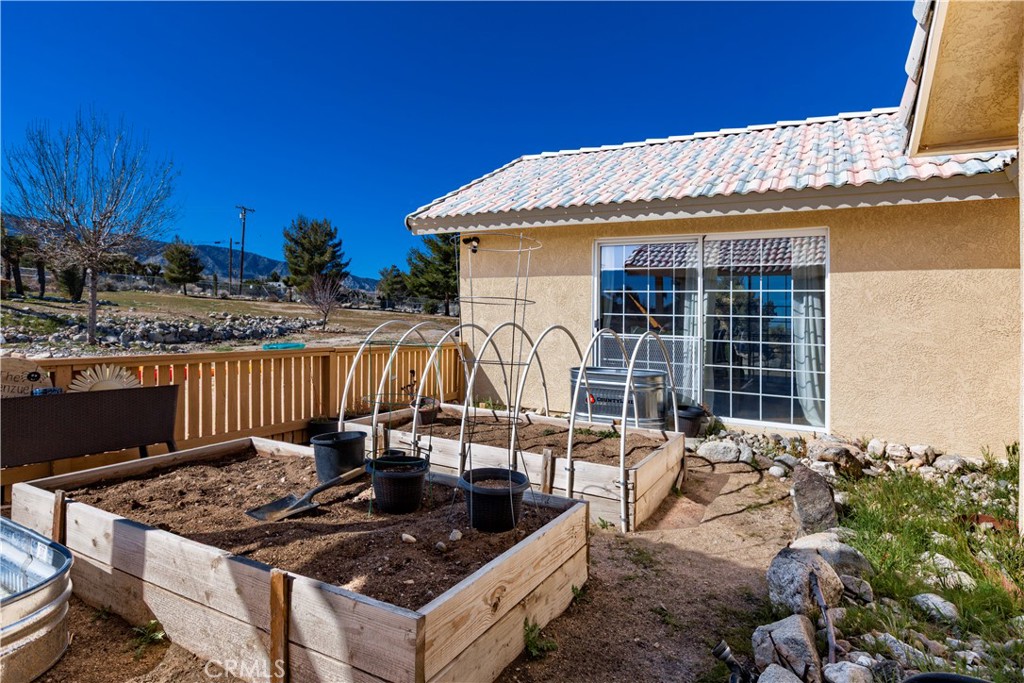 1825 Smoke Tree Road Pinon Hills, CA 92372 - Photo 43 of 58