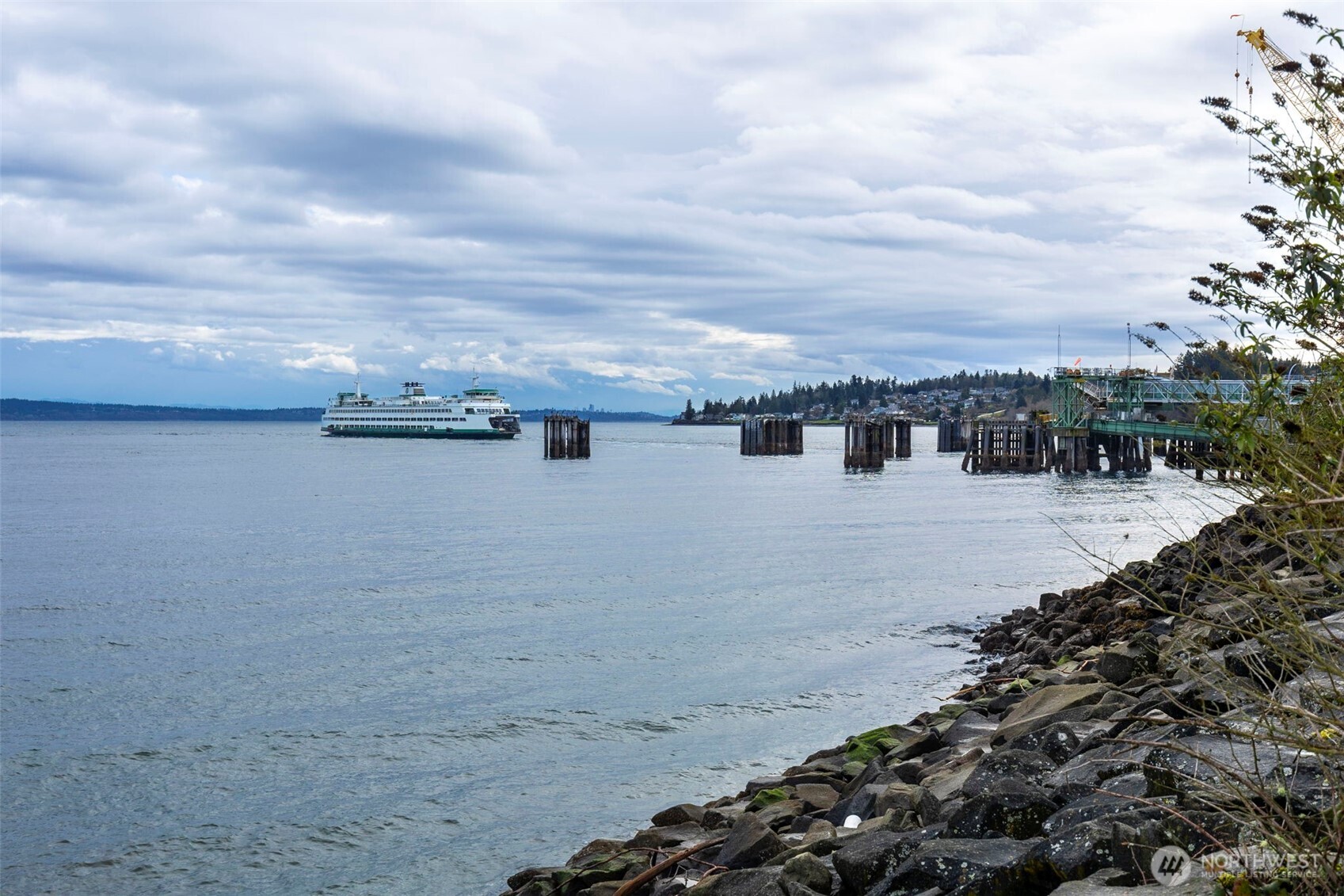 26009 Barrett Road Northeast Kingston, WA 98346 - Photo 22 of 25 a view of outdoor space with city view