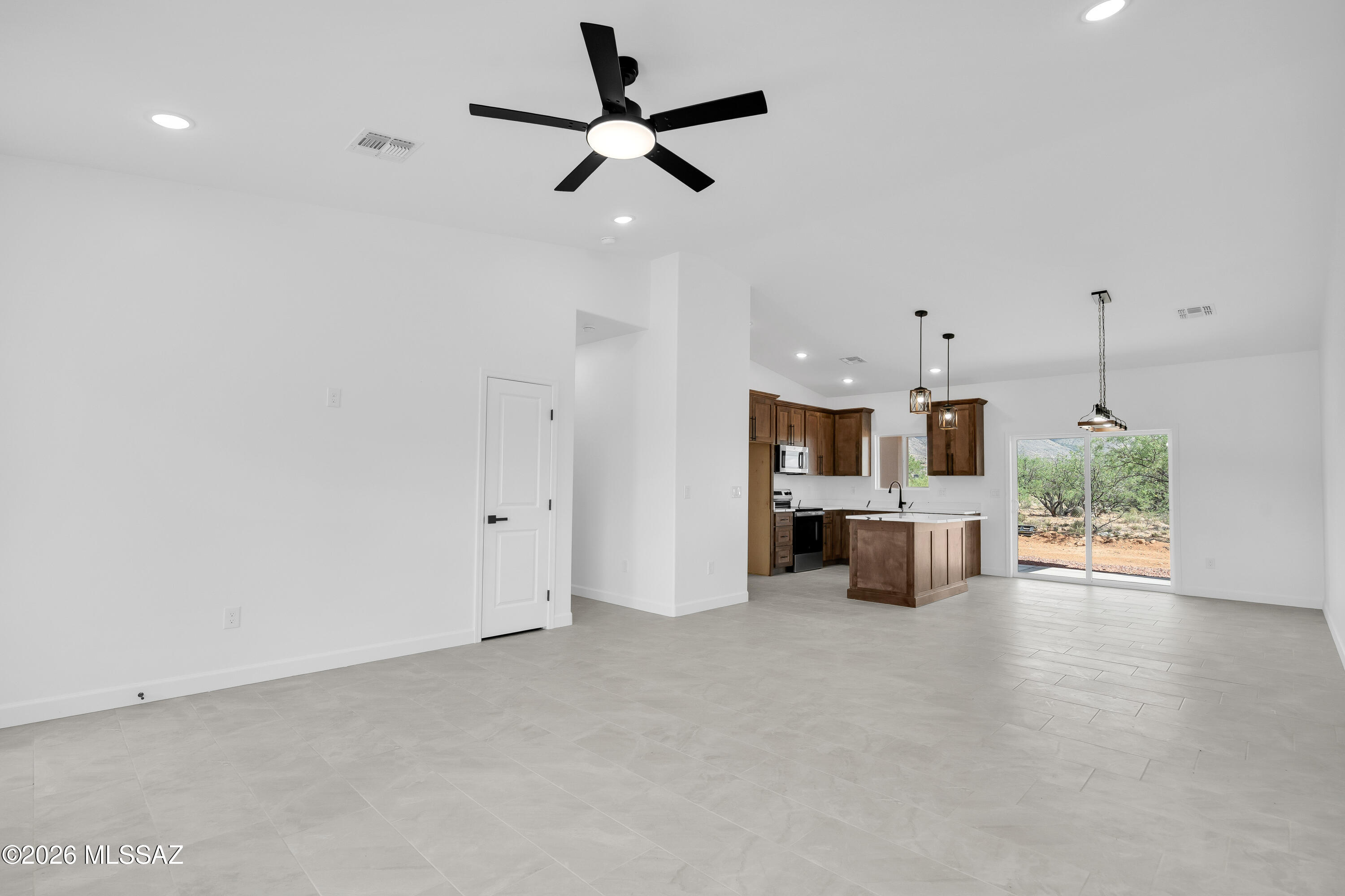 115 Escocia Court Rio Rico, AZ 85648 - Photo 6 of 29 untitled-6