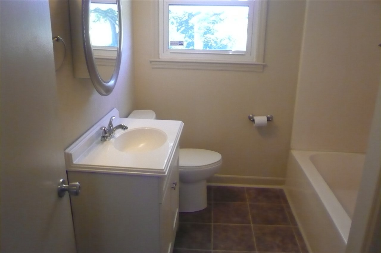 375 Edwards Road Inman, SC 29349 - Photo 8 of 13