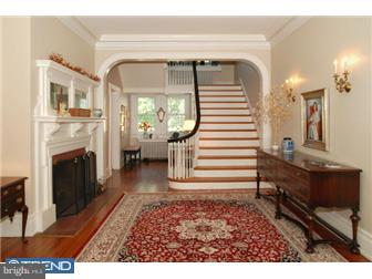 117 Sugartown Road Devon, PA 19333 - Photo 3 of 22 Foyer