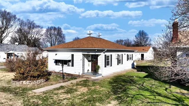 $185,000 | 928 North Taggart Avenue, Jeffersonville, IN 47129