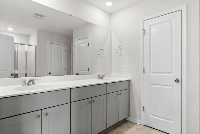 $390,000 | 104 Country Gate Lane, Summerville, SC 29485