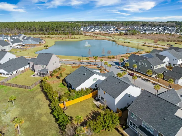 $390,000 | 104 Country Gate Lane, Summerville, SC 29485