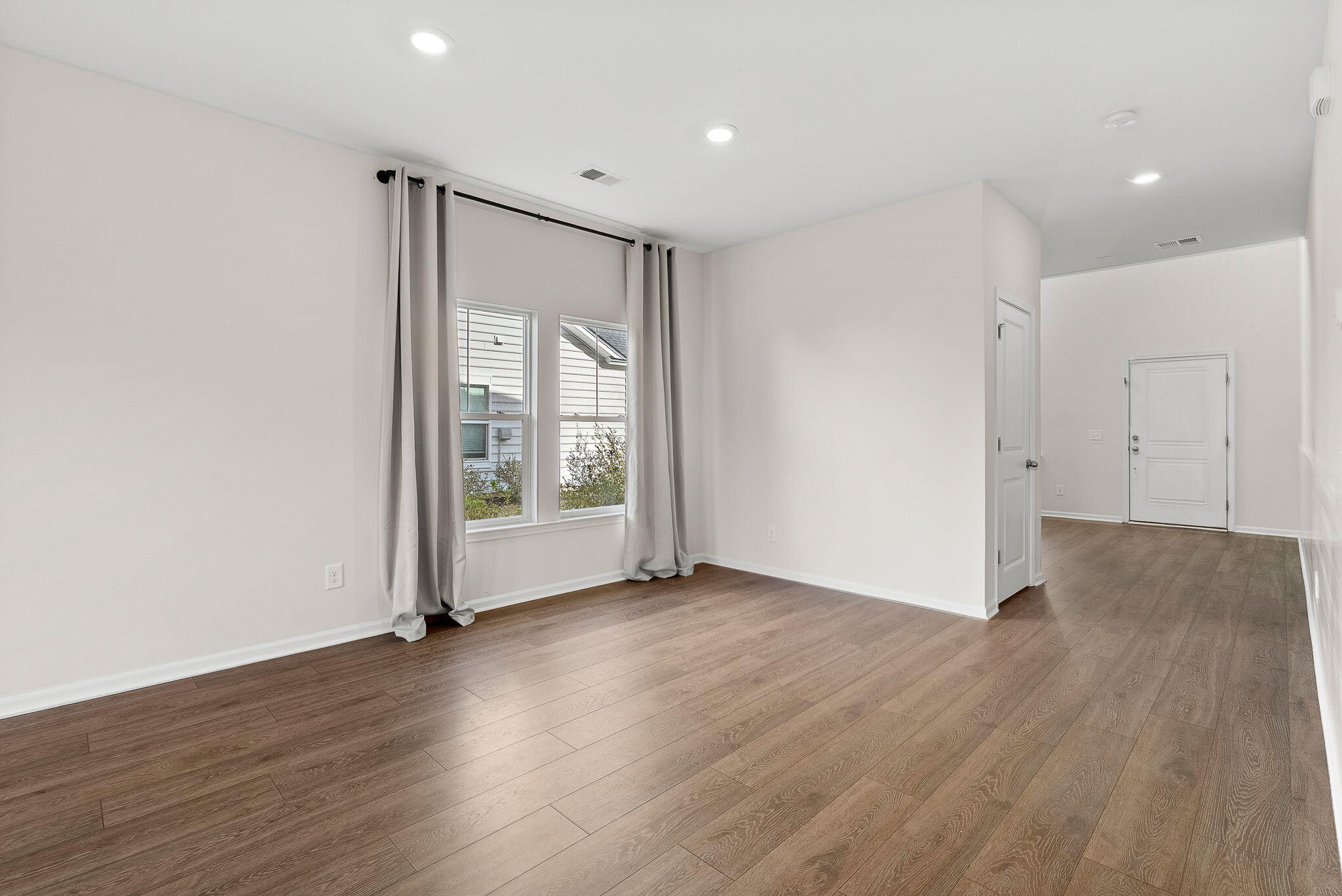 104 Country Gate Lane Summerville, SC 29485 - Photo 6 of 65 Dining Area