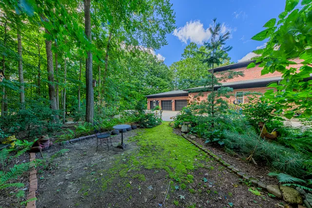 $1,300,000 | 20600 Old Wolf Road, Mokena, IL 60448