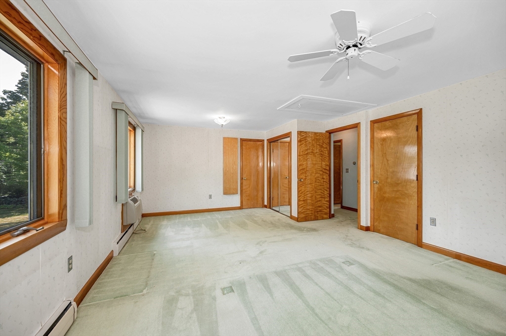 28 Ledge Road Pelham, NH 03076 - Photo 13 of 36