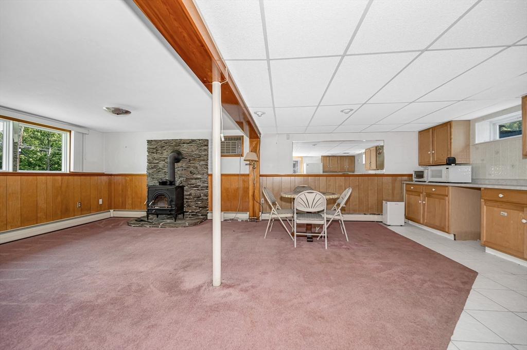 28 Ledge Road Pelham, NH 03076 - Photo 19 of 36